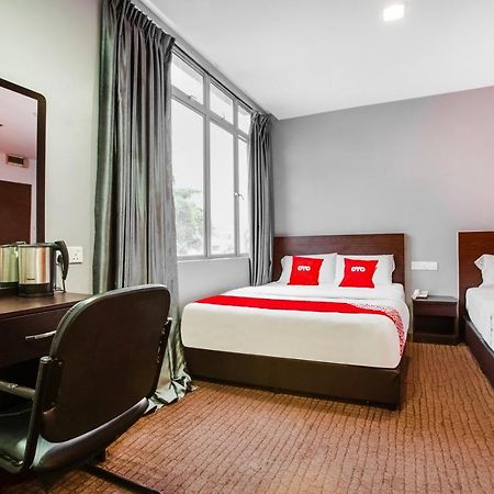 Oyo 89652 P Line Hotel Johor Bahru Luaran gambar