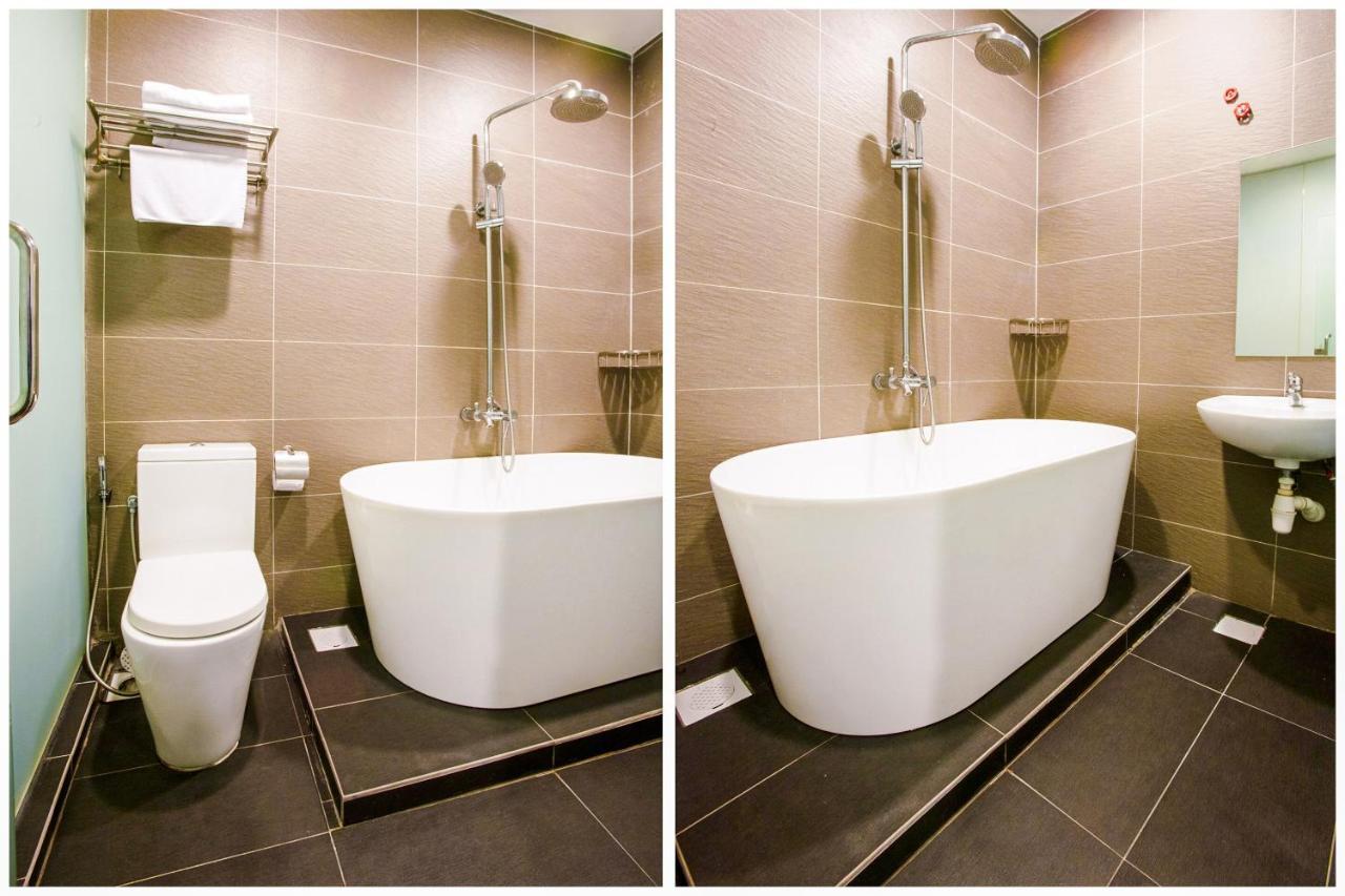 Oyo 89652 P Line Hotel Johor Bahru Luaran gambar