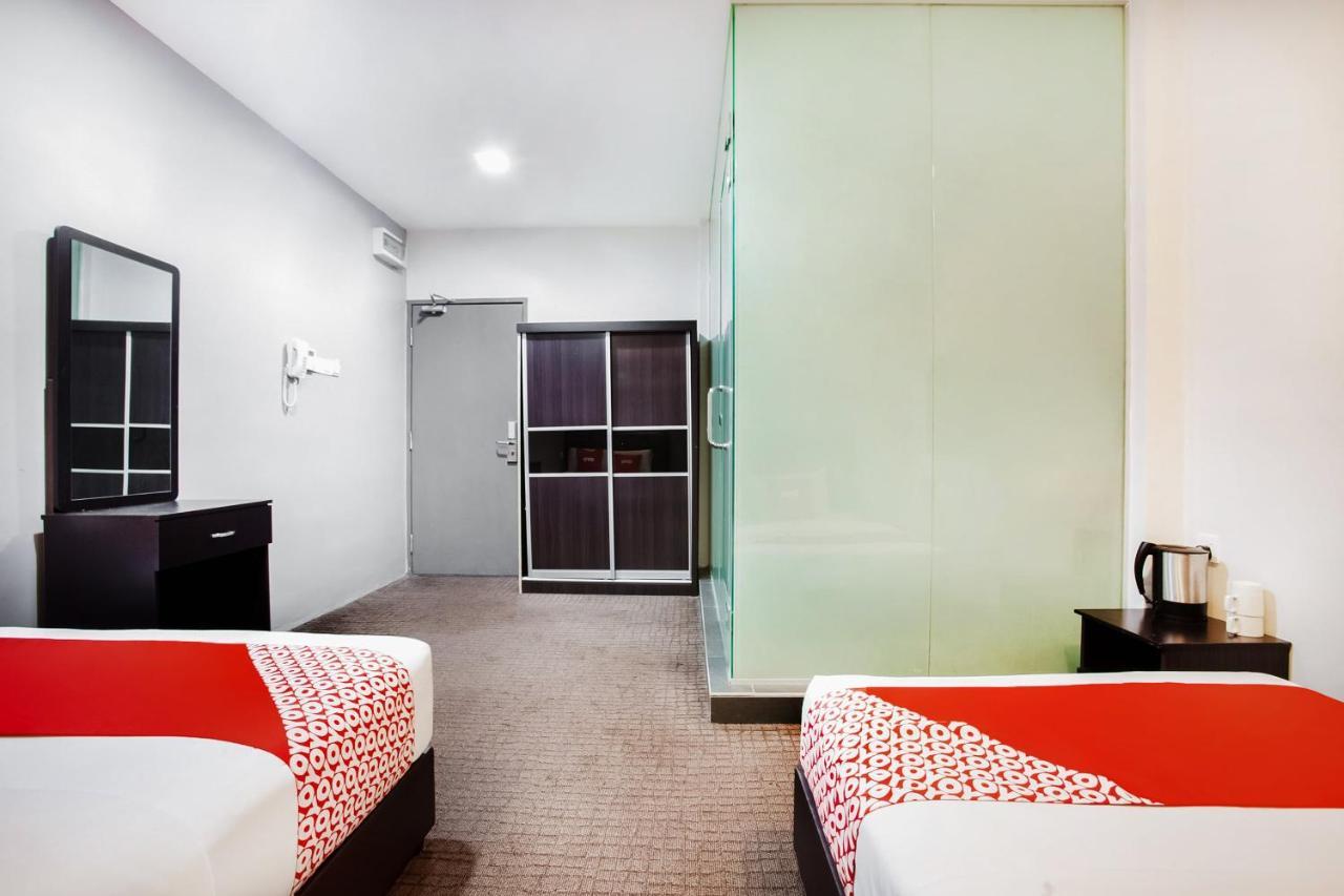 Oyo 89652 P Line Hotel Johor Bahru Luaran gambar