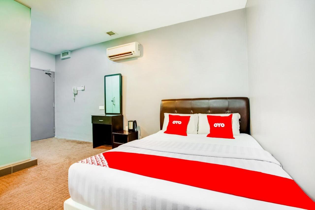 Oyo 89652 P Line Hotel Johor Bahru Luaran gambar
