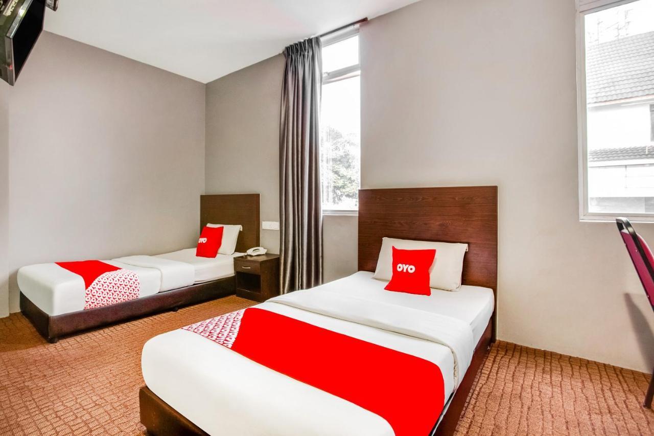 Oyo 89652 P Line Hotel Johor Bahru Luaran gambar