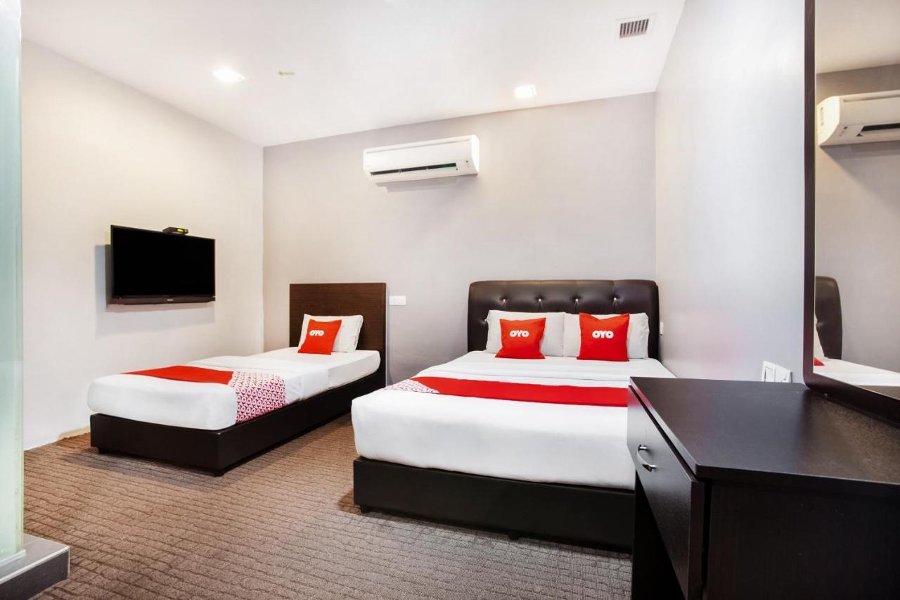 Oyo 89652 P Line Hotel Johor Bahru Luaran gambar