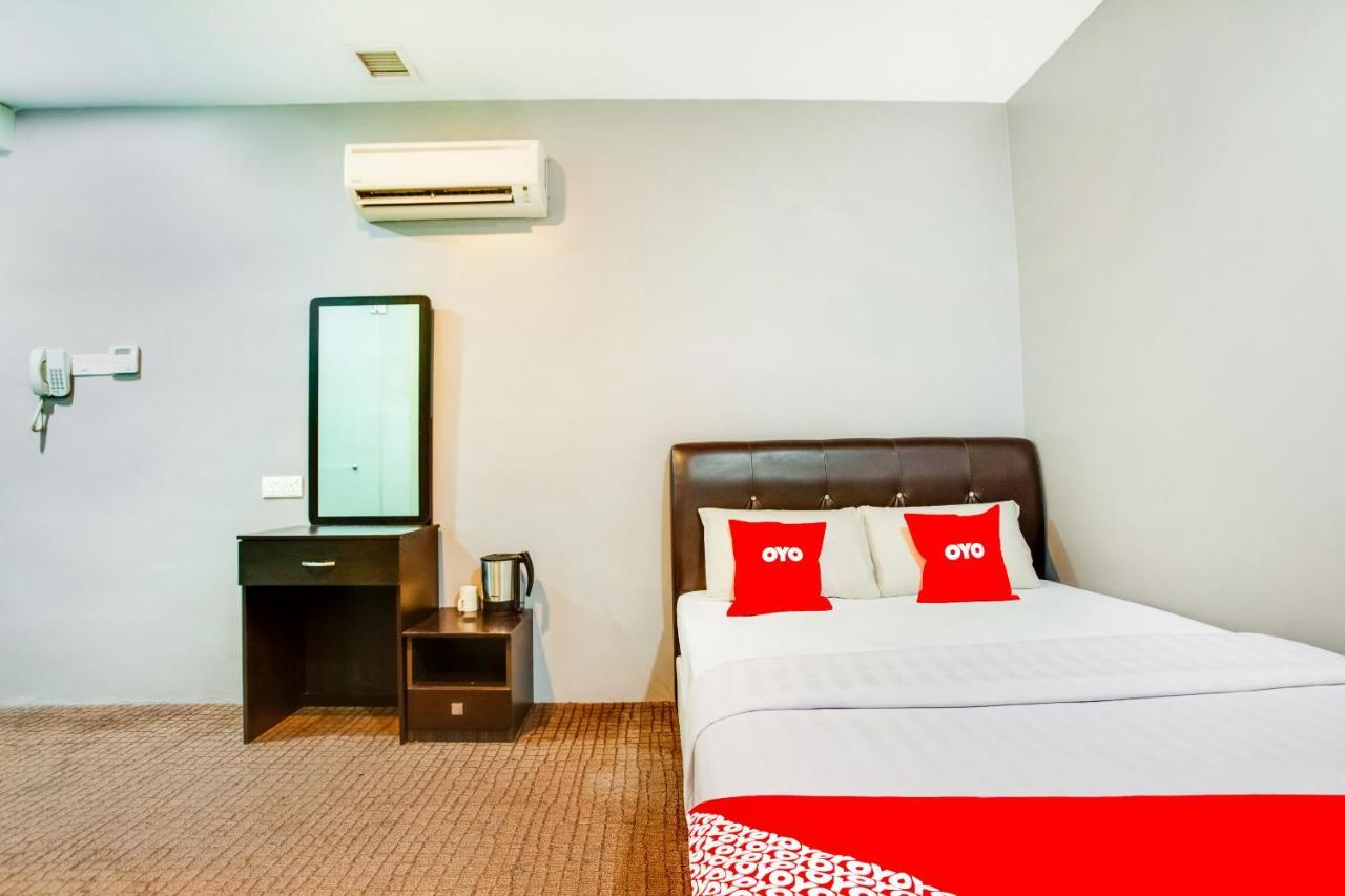 Oyo 89652 P Line Hotel Johor Bahru Luaran gambar