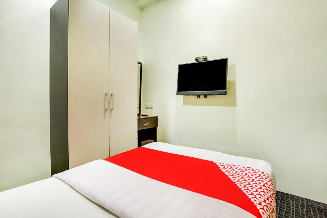 Oyo 89652 P Line Hotel Johor Bahru Luaran gambar