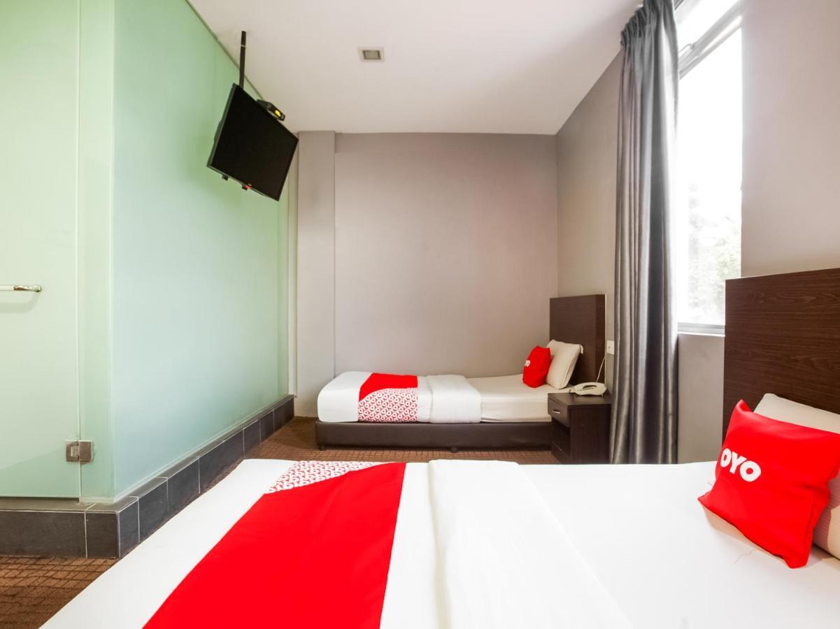 Oyo 89652 P Line Hotel Johor Bahru Luaran gambar