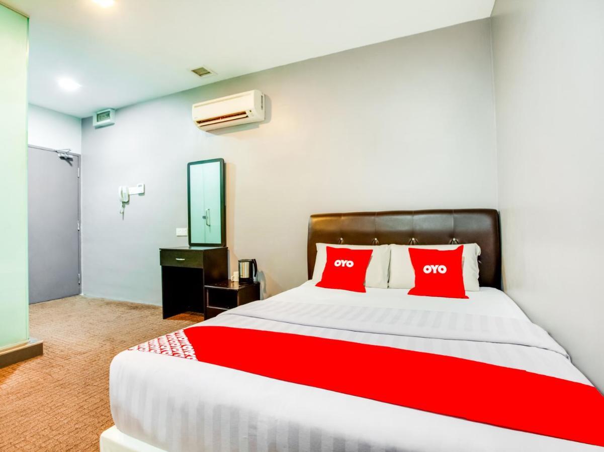 Oyo 89652 P Line Hotel Johor Bahru Luaran gambar