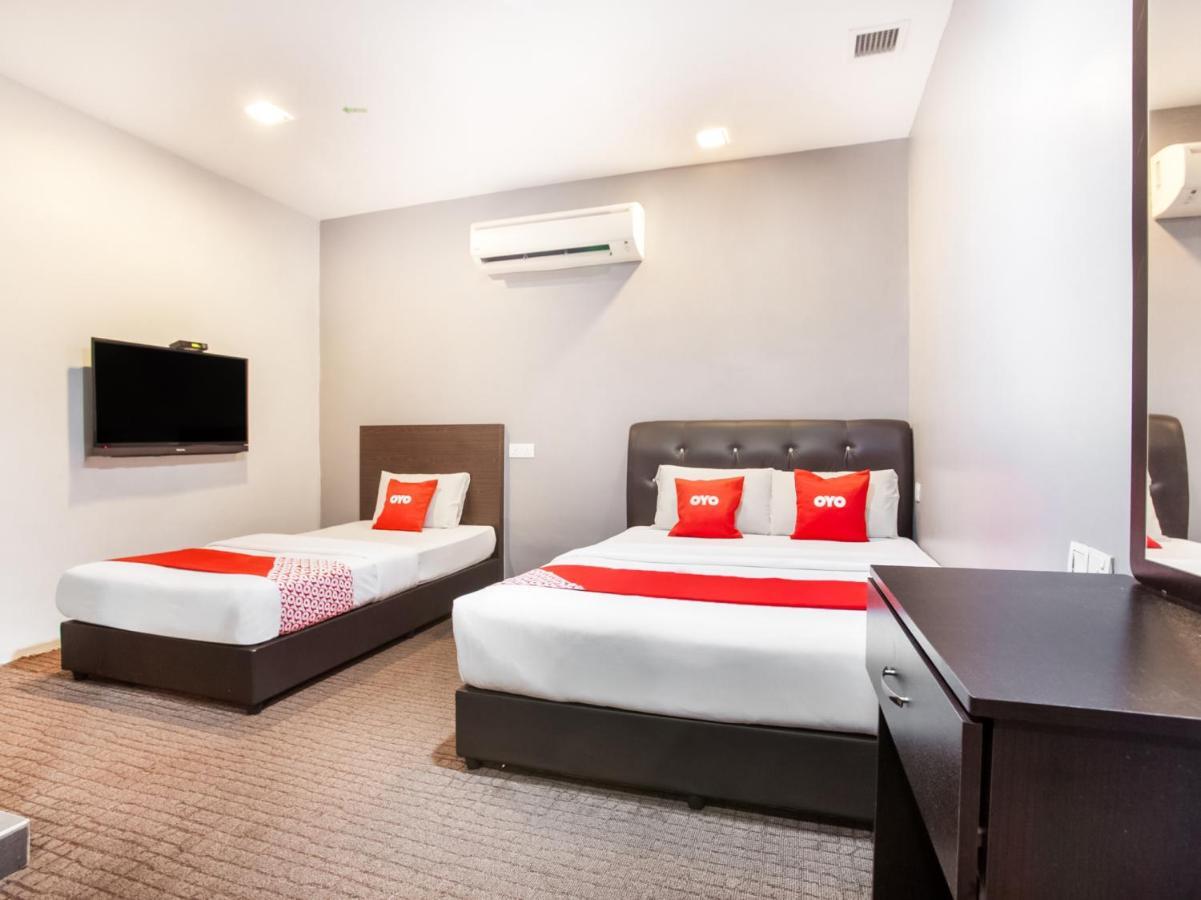 Oyo 89652 P Line Hotel Johor Bahru Luaran gambar