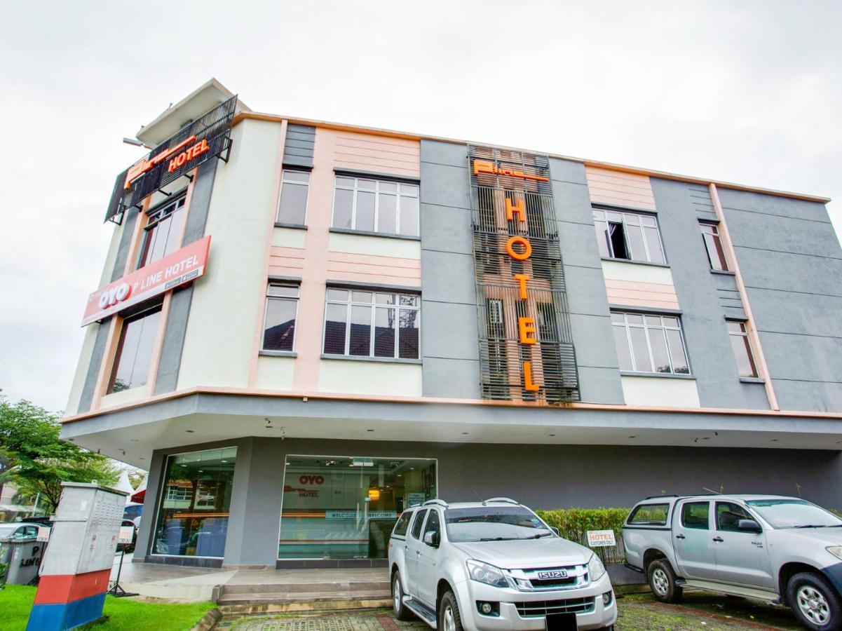 Oyo 89652 P Line Hotel Johor Bahru Luaran gambar